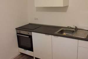 Mit Balkon: Top sanierte 2 Zimmer Wohnung mit Einbauküche – Kempener Allee 162, 47803 Benrad-Nord, Krefeld – Vorschaubild 4