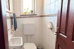 Nahe Donau: Helle 3- Zimmer Wohnung mit neuem Bad, Balkon & Stellplatz – Silcherstr. 9, 89231 Neu-Ulm – Vorschaubild 6
