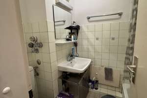Studio apartment in landshuter allee – Landshuter Allee 79, 80637 Dom Pedro, München – Vorschaubild 1