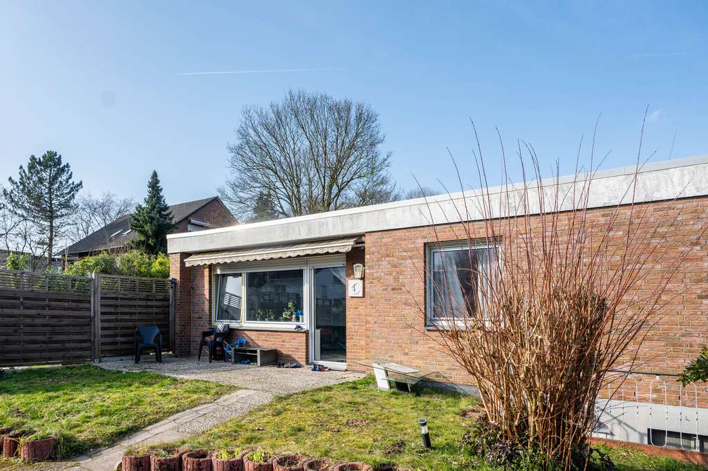 Immobilie in Steinhagen - KEINE KÄUFERPROVISION Toller Bungalow mit Einliegerwohnung und Garage in schöner Lage von Steinhagen - Bild 3