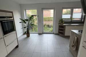 Nachmieter gesucht: Modernes Reihenhaus mit Garten, Garage & vielseitigem Grundriss in der Bahnstadt – Die vollständige Adresse der Immobilie erhältst du vom Anbieter., 51379 Opladen, Leverkusen – Vorschaubild 3