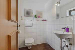 Sofort Bezugsfrei! Architektonisch schönes Einfamilienhaus mit Garten und sehr viel Platz! – Miesbach (Kreis) – Vorschaubild 9