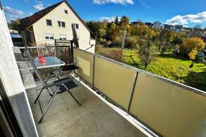 Großzügige 2-Zimmer-OG-Wohnung mit Balkon in zentraler Wohnlage in RT-Ohmenhausen – Brühlstraße 4, 72770 Ohmenhausen, Reutlingen – Vorschaubild 3
