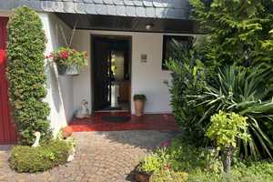 Charmantes Reihenmittelhaus mit Garten, Balkon & Garage in Hilden-Nord – Mettmann (Kreis) – Vorschaubild 1