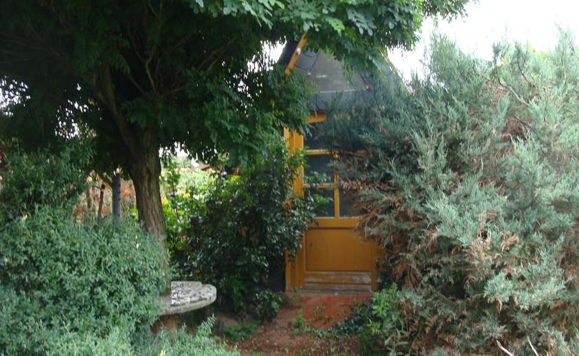 Finnhütte im Garten