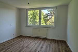 Helle, sanierte 3-Zimmer-Wohnung in Schwabing-West am Olympiapark zu vemieten – Hornstr. 16, 80797 Am Luitpoldpark, München – Vorschaubild 9
