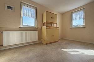 Glücksgriff für Familien und Schrauber. 
8 Zimmer auf 149 m². Plus 251 m² Fläche.
2 große Garagen. – Die vollständige Adresse der Immobilie erhältst du vom Anbieter., 72636 Frickenhausen – Vorschaubild 15