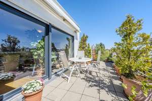 3 Zimmer Penthouse mit sonniger Südterrasse und Tiefgaragenstellplatz – Die vollständige Adresse der Immobilie erhältst du vom Anbieter., 70563 Höhenrand, Stuttgart – Vorschaubild 6