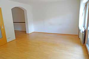 Geräumiges sowie vielseitiges RMH in exzellenter Lage – Isaraustraße 40-54, 82538 Bad Tölz-Wolfratshausen (Kreis) – Vorschaubild 12