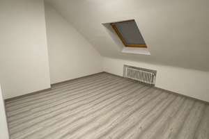 Praktisch geschnittene 2-Zimmer-Wohnung in Krefeld Stadtmitte – Wiedenhofstraße 42, 47798 Stadtmitte, Krefeld – Vorschaubild 2