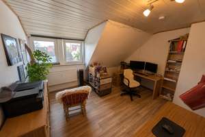 Gemütliche 3-Zimmer-Dachgeschosswohnung in begehrter Lage von Bremen-Walle zum 01.10.26 – Die vollständige Adresse der Immobilie erhältst du vom Anbieter., 28217 Westend, Bremen – Vorschaubild 4