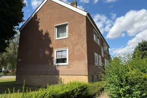 Gepflegte 3- Zimmer- Wohnung mit Einbauküche in Salzgitter- Lebenstedt – Die vollständige Adresse der Immobilie erhältst du vom Anbieter., 38226 Lebenstedt, Salzgitter – Vorschaubild 2