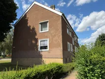 Gepflegte 3- Zimmer-Wohnung mit Einbauküche in Salzgitter-Lebenstedt – Hausansicht