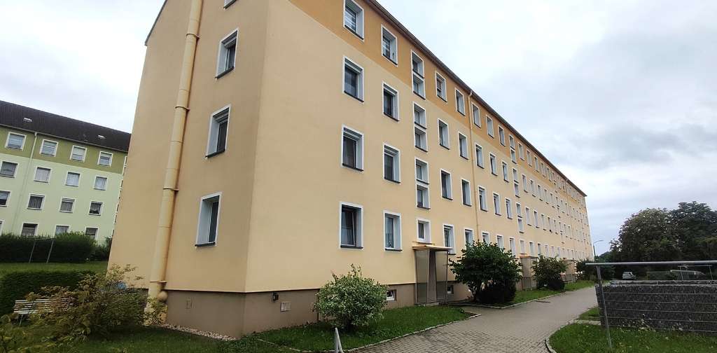 Immobilie in Neumark - 2-Raum-WE zum Verkauf Neumark - Bild 0