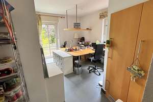 Viel Platz in Erlenstegen: 4-Zimmer-Wohnung in Nürnberg – Die vollständige Adresse der Immobilie erhältst du vom Anbieter., 90491 Erlenstegen, Nürnberg – Vorschaubild 3