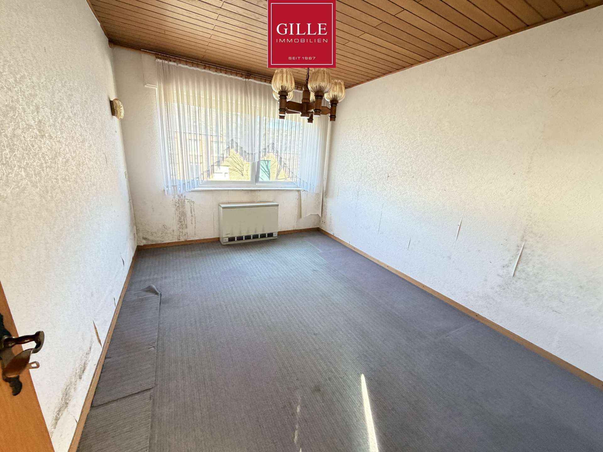 Immobilie in Grevenbroich - Großzügiges Einfamilienhaus in Grevenbroich-Gustorf, mit viel Platz zur Selbstentfaltung - Bild 3