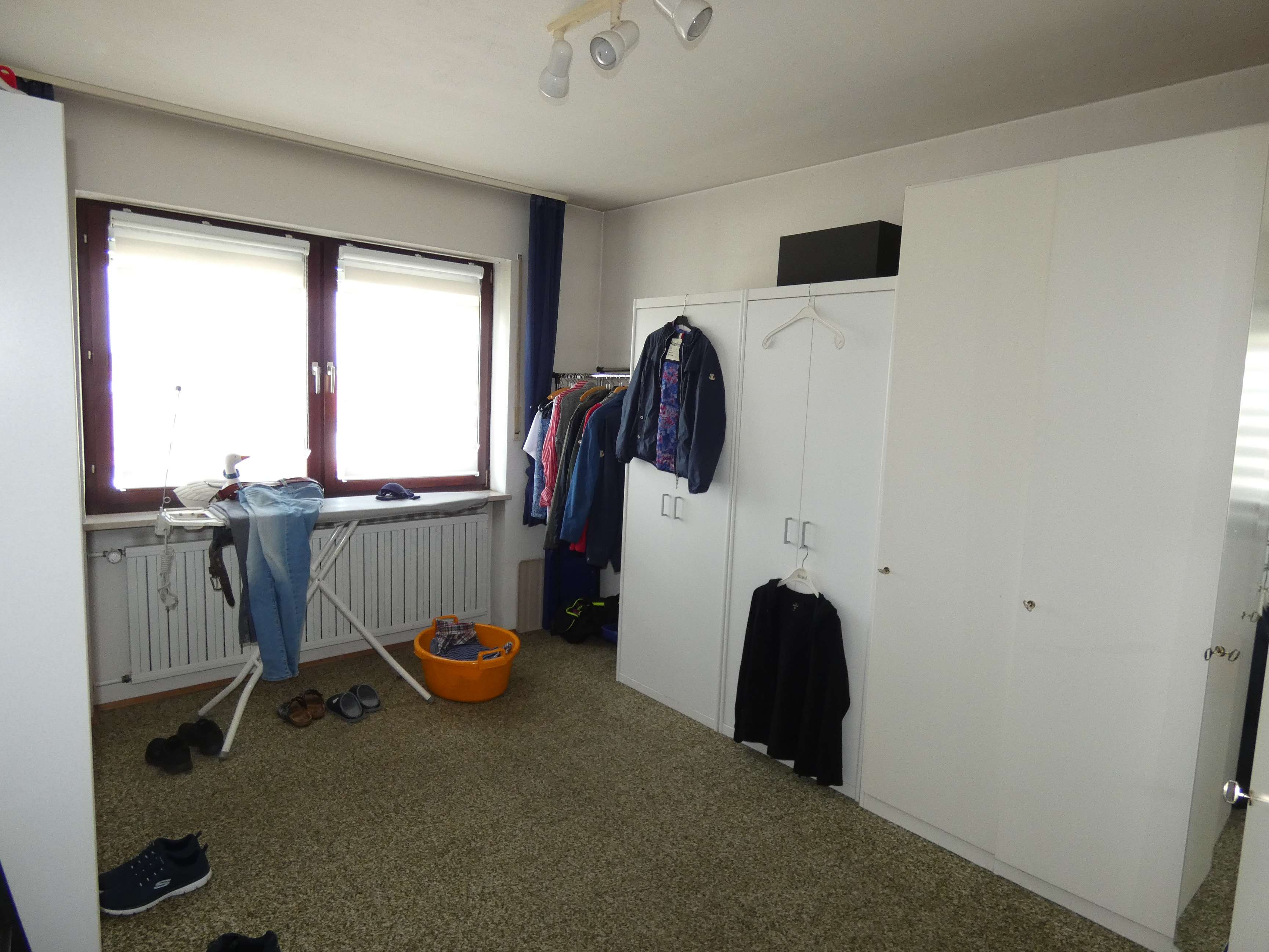 Immobilie in Kühbach - Ganz viel Platz - solides 2-3 Familienhaus in Kühbach zuverkaufen - Bild 3