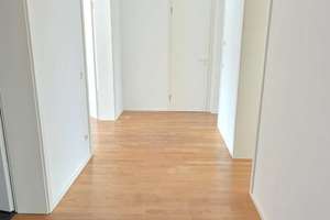 Zentrale 4 Zimmer Wohnung mit Süd-Balkon! – Büttnerstraße 8, 4103 Zentrum-Ost, Leipzig – Vorschaubild 2