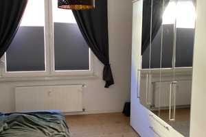 Sehr schön sanierte Wohnung mit Balkon, Dielenböden und Wohnküche in stilvollem Altbau! – Mannheim – Vorschaubild 5