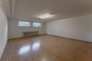 Einfamilienwohnhaus mit ausbaubarem Dachgeschoss und Doppelgarage,  Göppingen  – Die vollständige Adresse der Immobilie erhältst du vom Anbieter., 73035 Göppingen – Vorschaubild 18