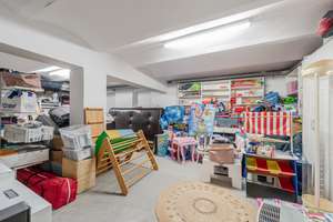 Wohnen wie im eigenen Stadthaus: Garten, Gewölbekeller und separater Eingang – Die vollständige Adresse der Immobilie erhältst du vom Anbieter., 40223 Bilk, Düsseldorf – Vorschaubild 26