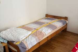 Möblierte 3 Zimmer EG Wg, rechts v Kudamm mit Gartenzugang  – katharinen str 21, 10711 Halensee, Berlin – Vorschaubild 16