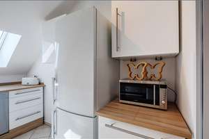 Möbliert: Schöne Dachgeschosswohnung in Perlach – Die vollständige Adresse der Immobilie erhältst du vom Anbieter., 81739 Waldperlach, München – Vorschaubild 8