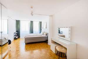 MÖBLIERTE WOHNUNG IN MAXVORSTADT BEFRISTET ZUM 30.06.27 – Die vollständige Adresse der Immobilie erhältst du vom Anbieter., 80799 Am alten nördlichen Friedhof, München – Vorschaubild 6