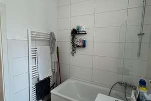 Sehr schön sanierte Wohnung mit zwei Balkonen, Dielenböden und Wohnküche in stilvollem Altbau! – 68169 Neckarstadt-West, Mannheim – Vorschaubild 9