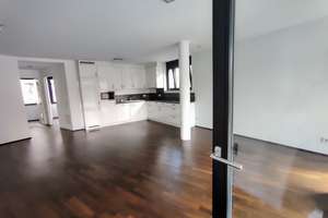 Rheinlogen: Helle 3-Zimmer Wohnung  zwischen Oper und Altem Zoll – Vogtsgasse 2, 53113 Bonn-Zentrum, Bonn – Vorschaubild 3
