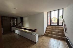 Besondere Architektur trifft auf lichtvolles Wohnen – 65936 Sossenheim, Frankfurt am Main – Vorschaubild 7