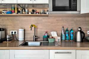 + EDLE TERASSENWOHNUNG + ZWEI PRIVATGÄRTEN + SÜDWEST-LAGE + GEHOBENE INNENAUSSTATTUNG + TIEFGARAGE + – Sandinostraße 3, 13055 Alt-Hohenschönhausen, Berlin – Vorschaubild 34