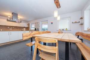 Großes Zweifamilienhaus bestehend aus angebautem Neubau zur Eigennutzung und Altbau mit Wohnrecht – Die vollständige Adresse der Immobilie erhältst du vom Anbieter., 84364 Bad Birnbach – Vorschaubild 14