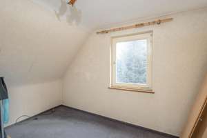 Charmantes Haus mit Potential in ruhiger, begehrter Lage von Fellbach-Schmiden! – Die vollständige Adresse der Immobilie erhältst du vom Anbieter., 70736 Fellbach – Vorschaubild 14
