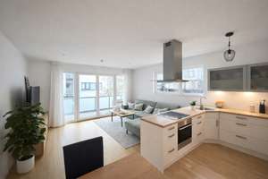 Helle 2-Zimmer Wohnung im 1. OG in Winterhude – Jarrestraße 72xx, 22303 Winterhude, Hamburg – Vorschaubild 1