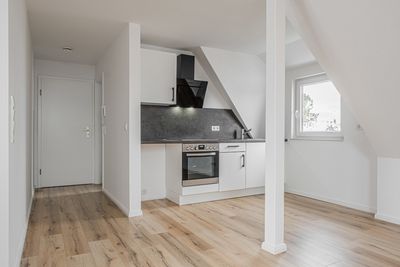 Modernisierte 1-Zimmer-Wohnung, inkl. Einbauküche und neuem Badezimmer auf Neubauniveau