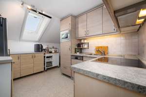 3 Zimmer, Garten, Stellplatz in Amberg-Raigering – Die vollständige Adresse der Immobilie erhältst du vom Anbieter., 92224 Raigering, Amberg – Vorschaubild 4