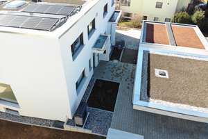 Wohntraum auf höchstem Niveau in Aalen-Fachsenfeld: Neubau moderne Doppelhaushälfte mit Garten – Richthofenstrasse 10/2, 73434 Fachsenfeld, Aalen – Vorschaubild 4
