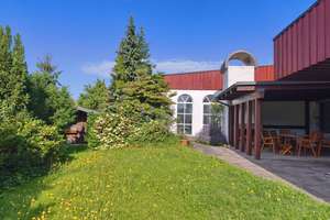295 m2 Unternehmer-Villa Art "Bungalow" m. ca. 1.100 m2 herrlich angelegtem Garten in zentraler Lage – Die vollständige Adresse der Immobilie erhältst du vom Anbieter., 94491 Hengersberg – Vorschaubild 21