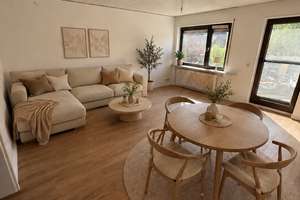 Erstbezug nach Sanierung: Sonnige Dachterrassenwohnung mit neuem Bad, neuer Einbauküche