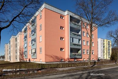 Wohn-/Geschäftshaus nebst Garage + Kapitalanlage +