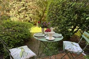 Stilvolles City-Apartment mit privater Gartenterrasse – möbliert & auf Zeit (24 Monate)-Toplage – Türkenstrasse 80, 80799 Universität, München – Vorschaubild 2