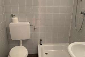 Wohn- und Geschäftshaus mit 7 Wohneinheiten und 1 Restaurant in attraktiver Lage! – Am Mühlenbach 74, 45147 Holsterhausen, Essen – Vorschaubild 33