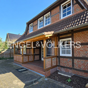 Fachwerkhaus mit viel Raum zur Gestaltung - Perfekt für die Familie!