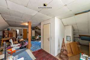 Vater,Mutter,Kind - gern auch mit Oma und Opa
Grosses Haus mit modernisiertem Dach und Ausbaureserv – Die vollständige Adresse der Immobilie erhältst du vom Anbieter., 73630 Remshalden – Vorschaubild 37