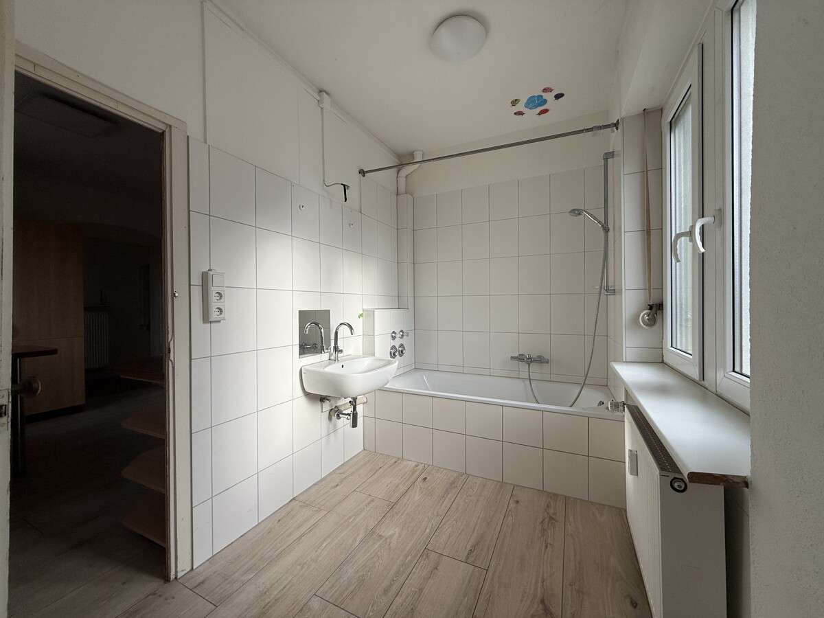 Immobilie in Gutach im Breisgau - Altbauwohnung in Gutacht in toller Lage zu verkaufen - Bild 1