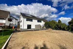 Neubau Doppelhaushälfte mit Terrasse, Garten und 2 Stellplätzen. – Die vollständige Adresse der Immobilie erhältst du vom Anbieter., 56587 Straßenhaus – Vorschaubild 7