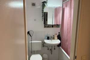 PRIVAT!! Ratingen-Homberg helle 3-Zi.-Etagen-Wohnung – Adlerstraße 38, 40882 Homberg, Ratingen – Vorschaubild 11