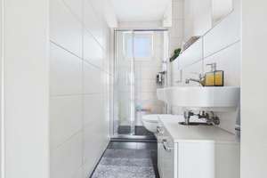 Maisonette mit ausgebautem Spitzboden | Mehr Raum als die Wohnfläche vermuten lässt – Die vollständige Adresse der Immobilie erhältst du vom Anbieter., 51107 Vingst, Köln – Vorschaubild 9