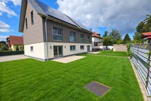Neubau-Doppelhaushälfte mit 165 m² | 6 Zimmer | 2 Bäder | Garten | Kühlung | Smart Home